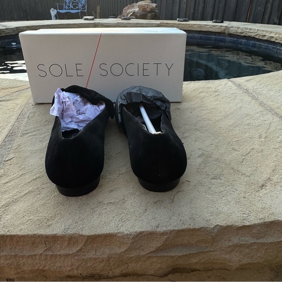 Sole Society SO-Kamber Black Suede Flats with Ruffle Detail size 9 - Picture 7 of 13